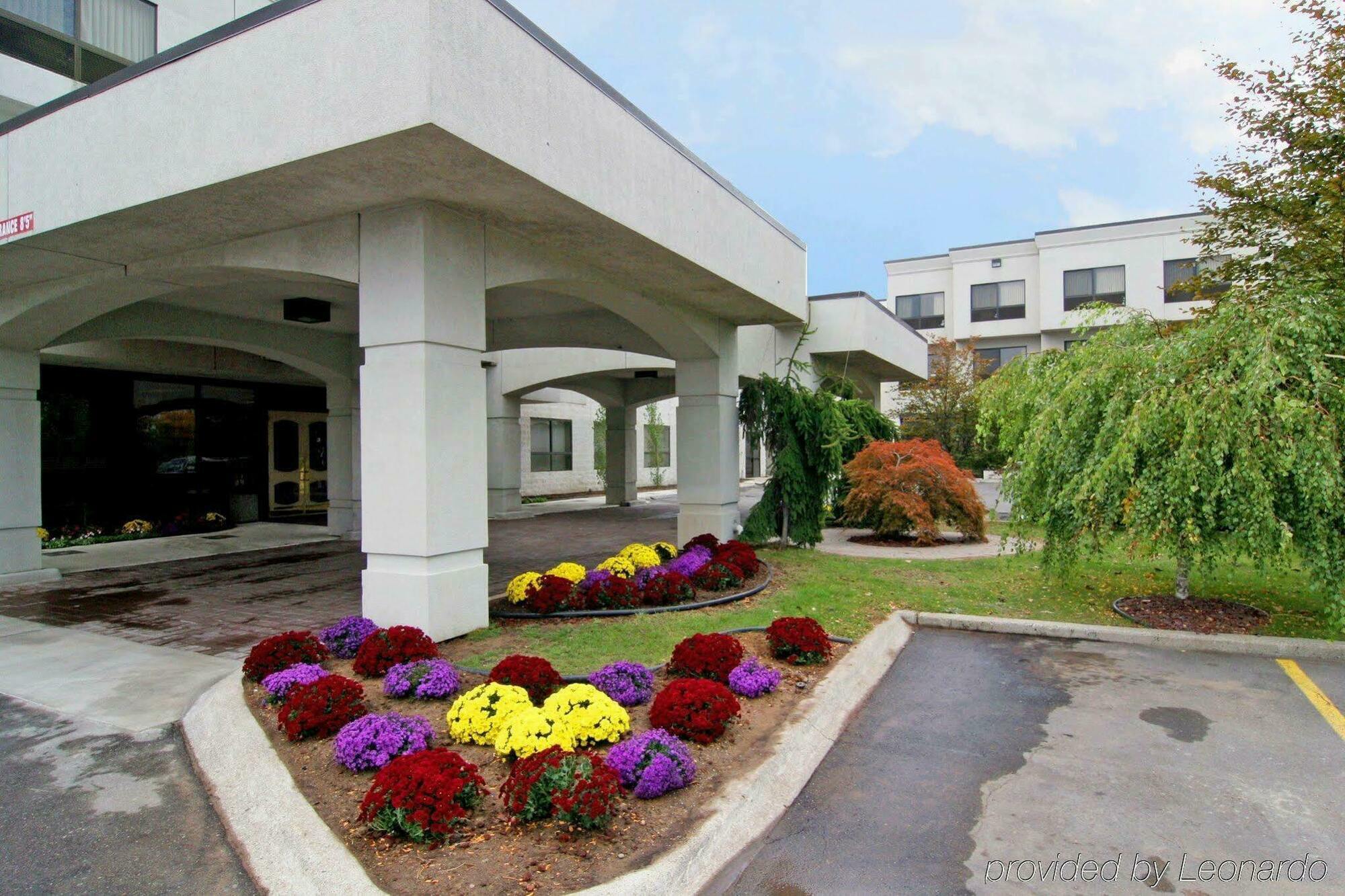 American Inn & Suites Waterford Exterior foto